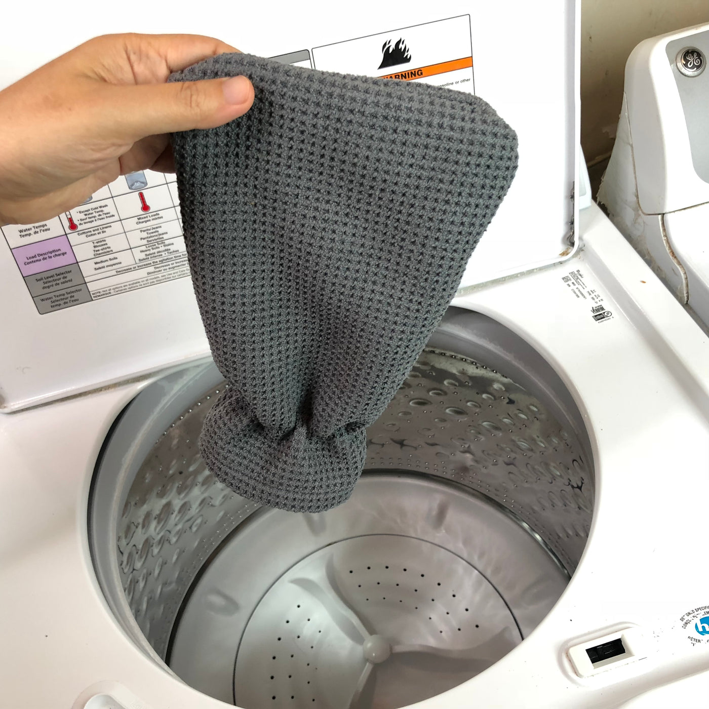 2 Pack Clear Kleen Microfiber Waffle Scrub Hand Mitt Towels